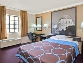 Super 8 By Wyndham Hollywood/la Area 2*
